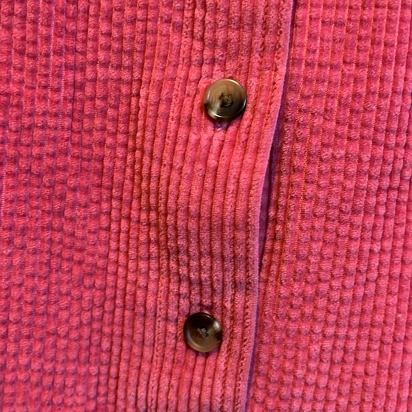 L.L. Bean Pink Corduroy Button Up Shirt Size Large - Picture 4 of 5